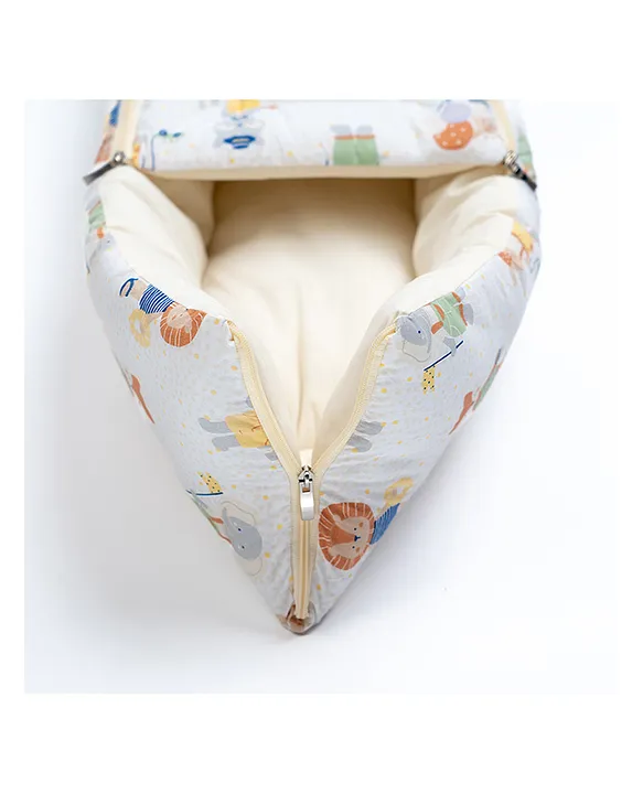 White and Cream Cotton Baby Sleeping Bag with Hood  and Zip